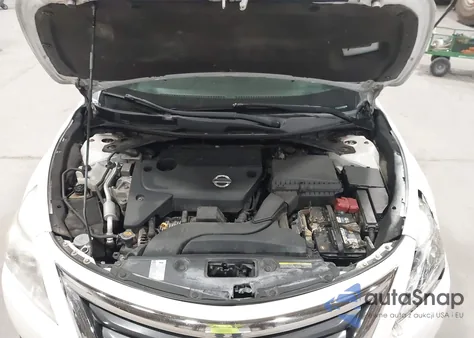 2015 Nissan Altima 2.5 S z USA, uszkodzony, nr VIN 1N4AL3AP7FC108248
